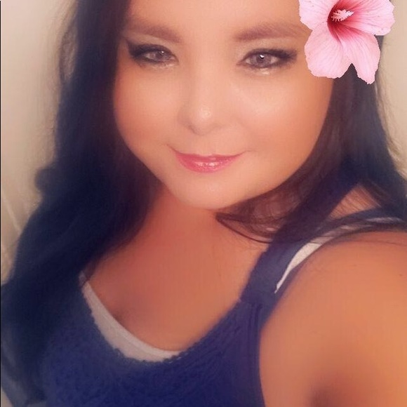 Meet your Posher, Angela - Picture 12 of 16